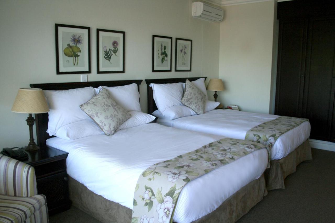 The Estuary Hotel & Spa Port Edward Buitenkant foto