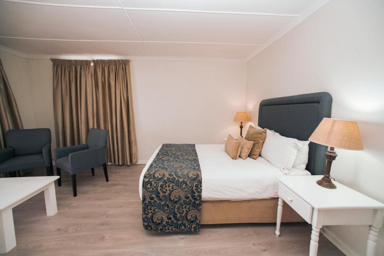 The Estuary Hotel & Spa Port Edward Buitenkant foto